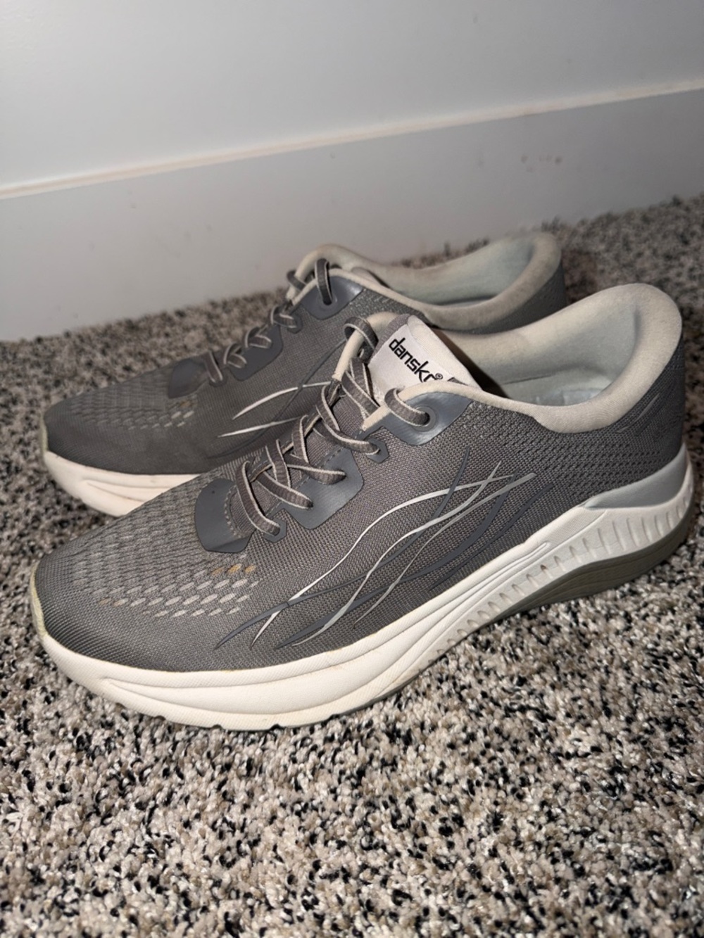 Dansko Pace Mesh Gray Walking Shoes Women's Size 39
